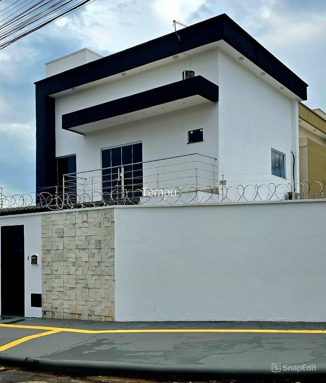 Sobrado à venda com 3 quartos, 205m² - Foto 2