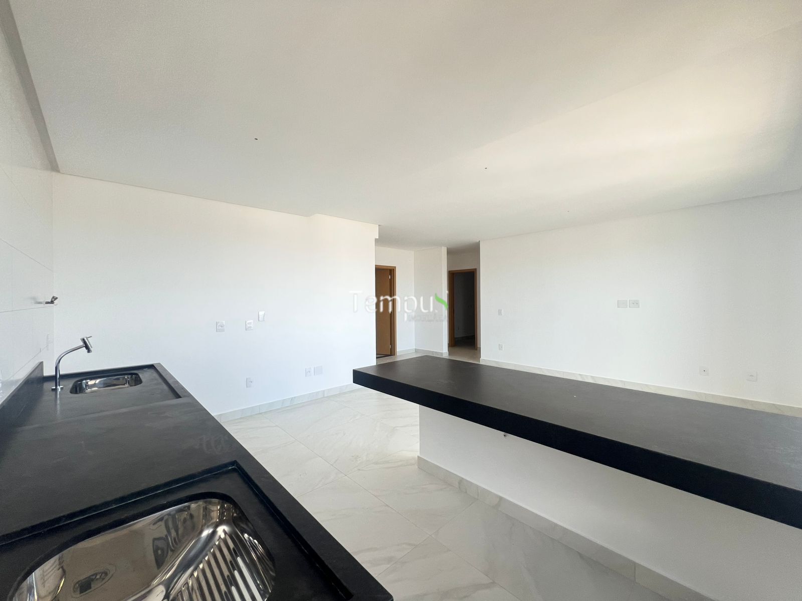 Apartamento à venda com 3 quartos, 105m² - Foto 6