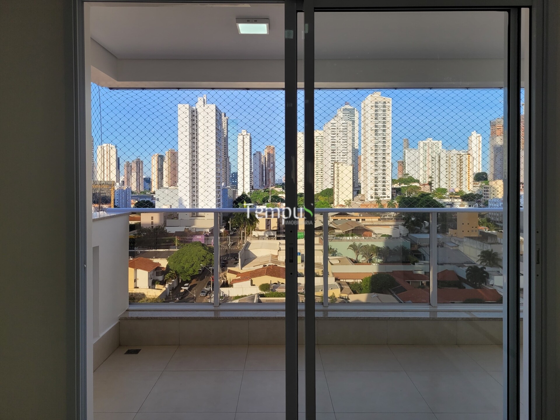 Apartamento para alugar com 3 quartos, 99m² - Foto 15