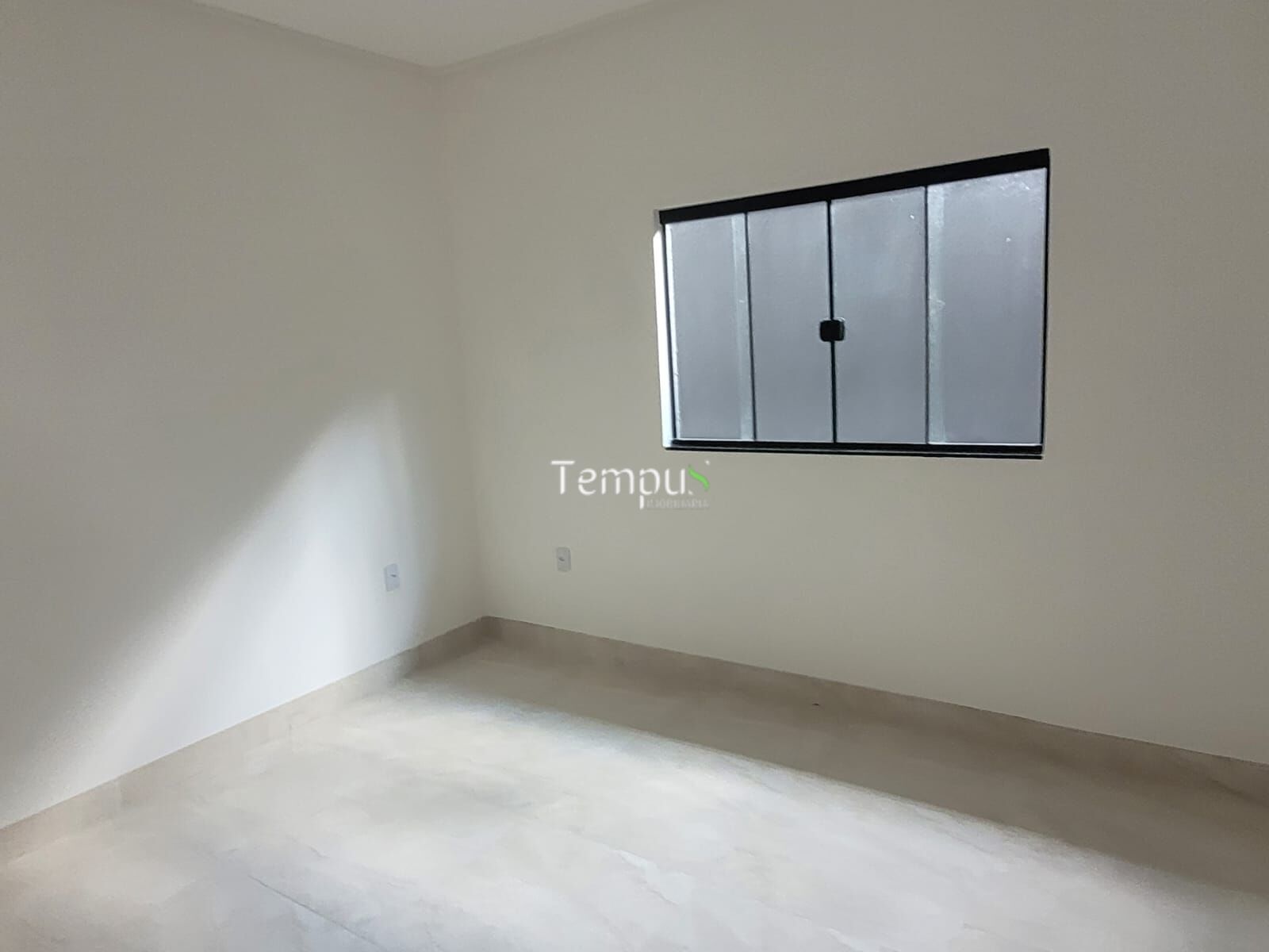 Casa à venda com 3 quartos, 110m² - Foto 14