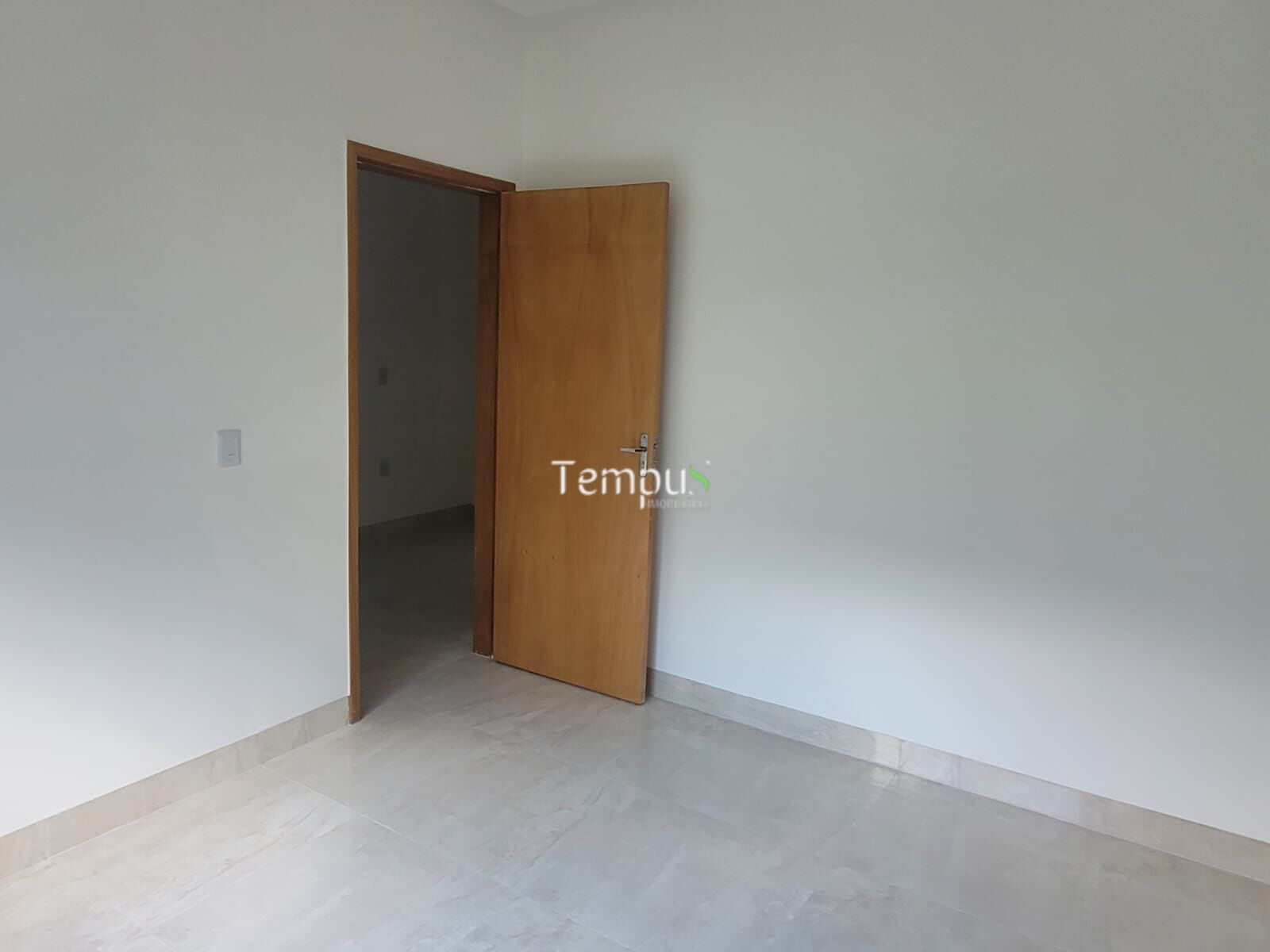 Casa à venda com 3 quartos, 110m² - Foto 13