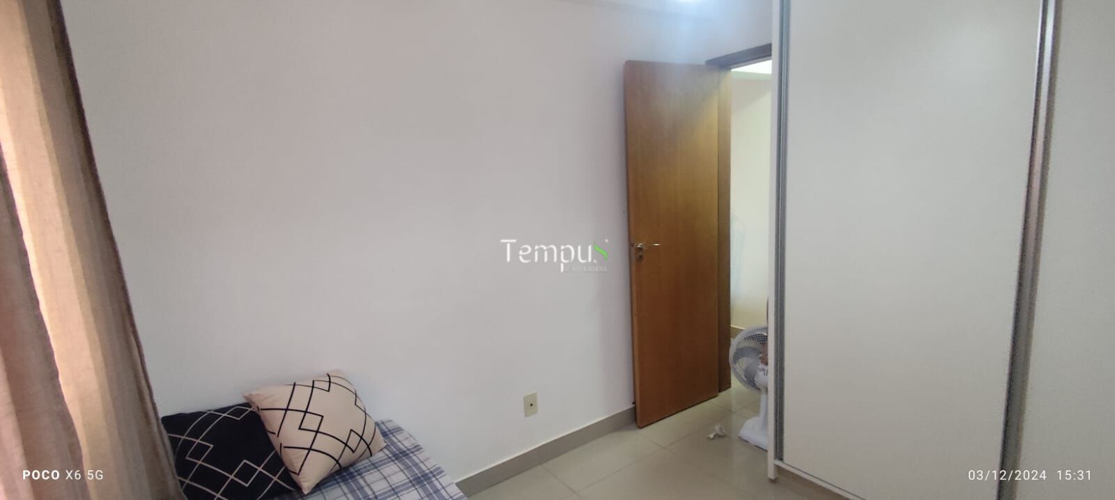 Apartamento à venda com 3 quartos, 75m² - Foto 3