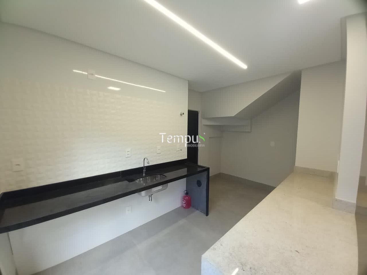 Sobrado para alugar com 3 quartos, 163m² - Foto 4