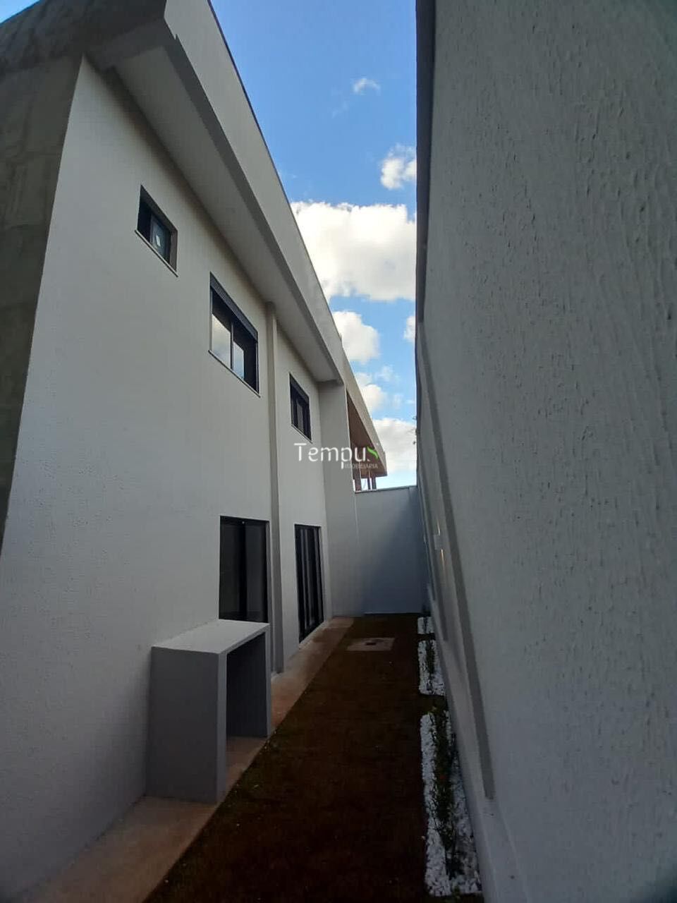 Sobrado para alugar com 3 quartos, 163m² - Foto 2