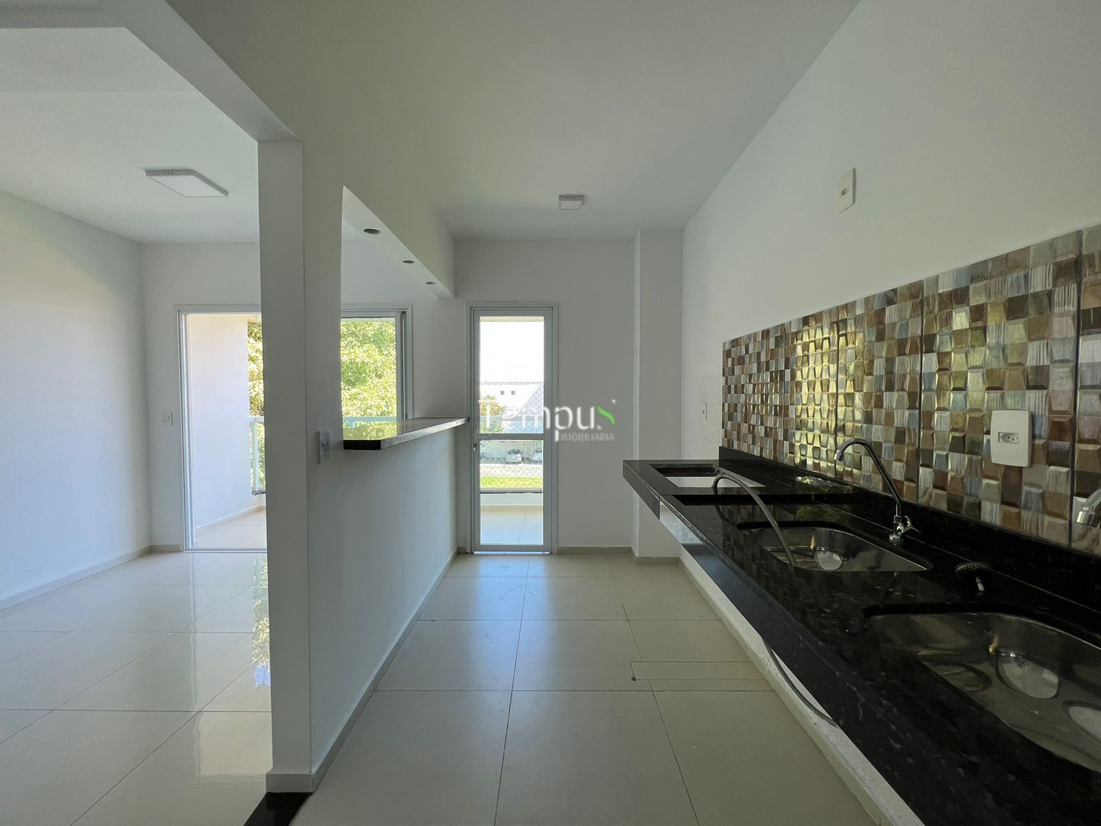 Casa à venda com 3 quartos, 84m² - Foto 5