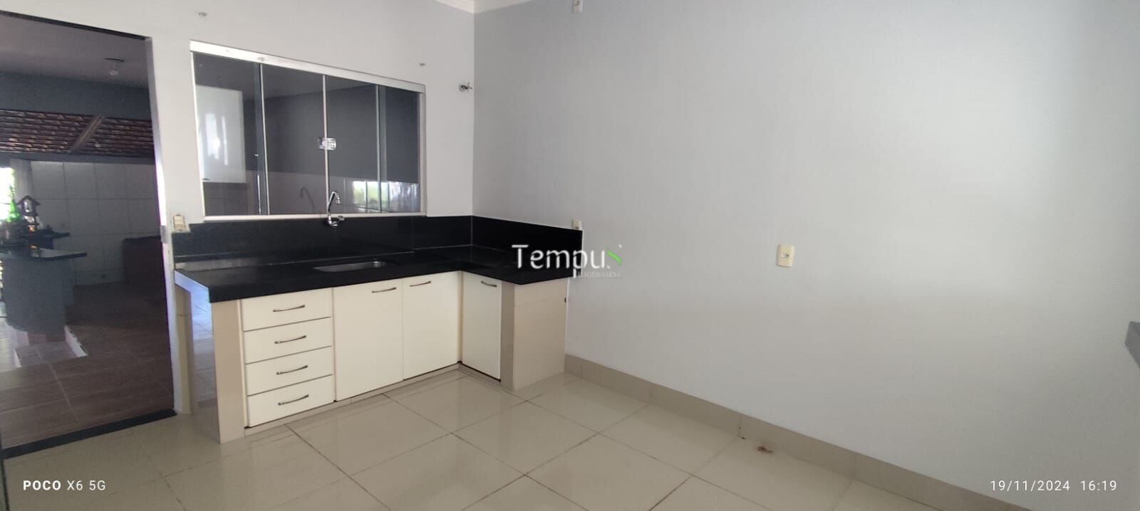 Casa à venda com 3 quartos, 240m² - Foto 10