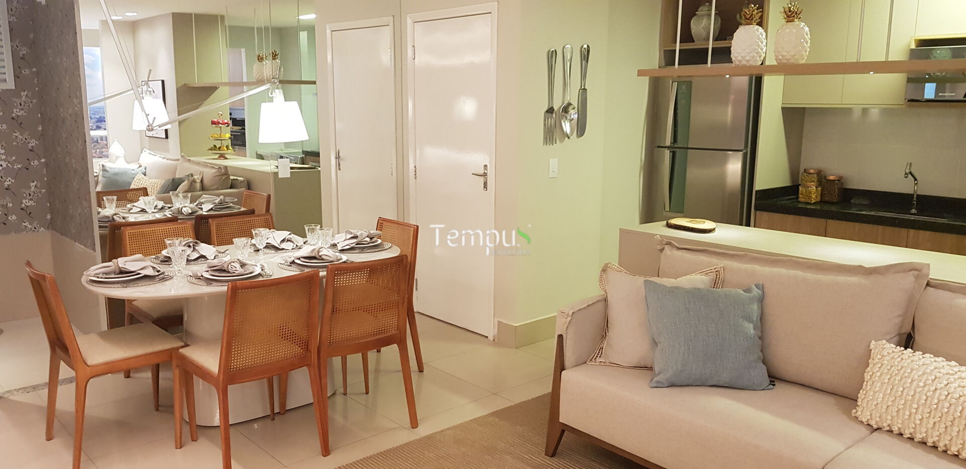 Apartamento à venda com 2 quartos, 64m² - Foto 25