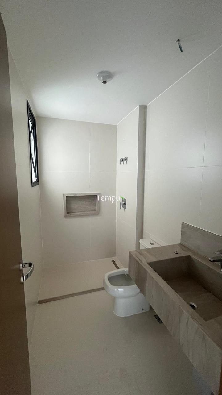 Apartamento à venda com 3 quartos, 185m² - Foto 8