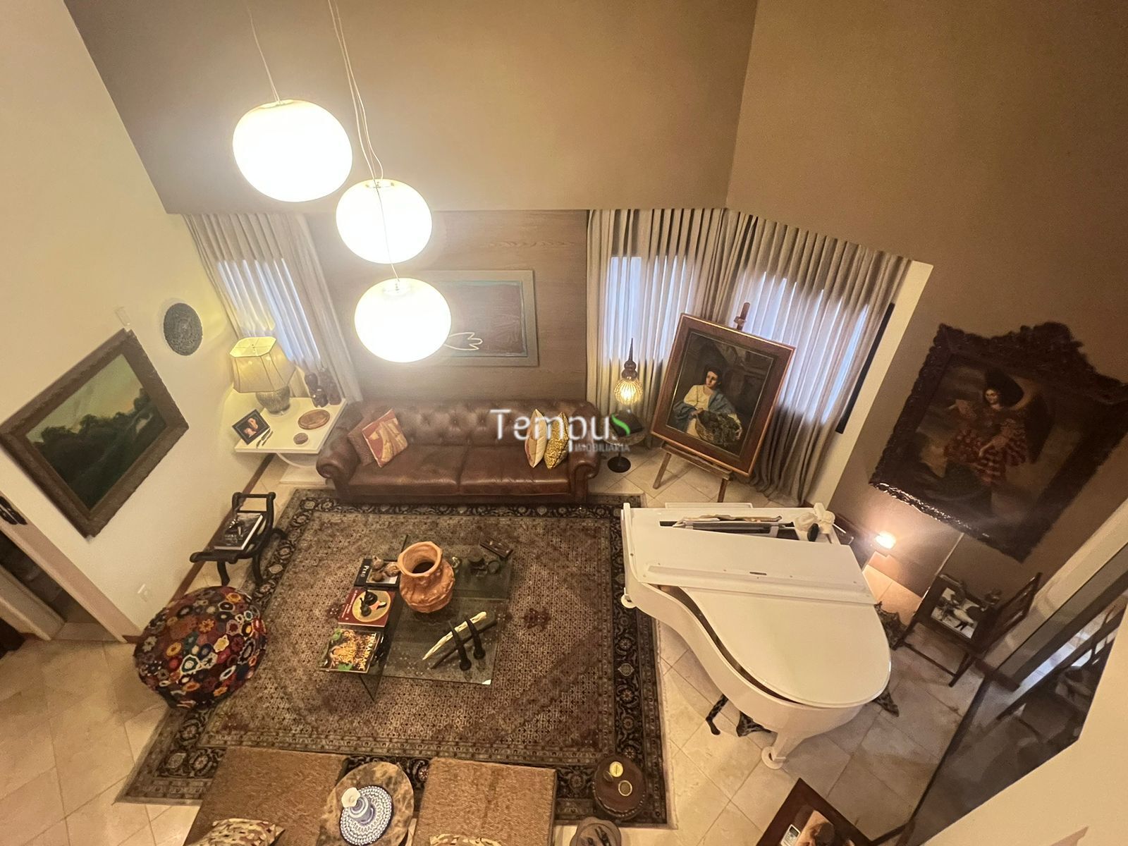 Cobertura à venda com 3 quartos, 420m² - Foto 1