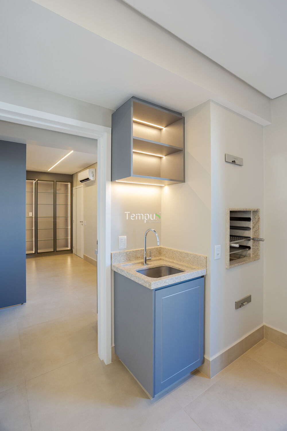 Apartamento à venda com 3 quartos, 233m² - Foto 7