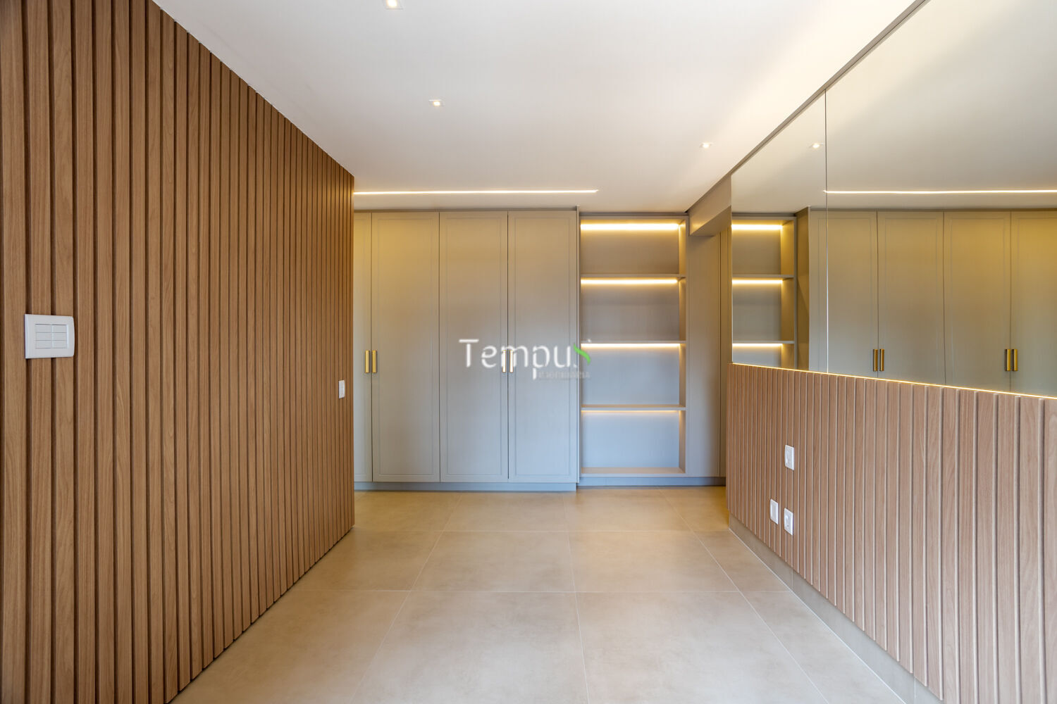 Apartamento à venda com 3 quartos, 233m² - Foto 15