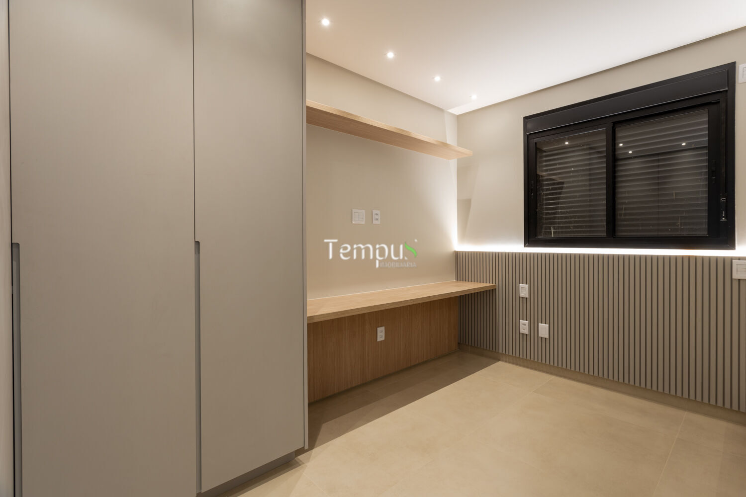 Apartamento à venda com 3 quartos, 233m² - Foto 10