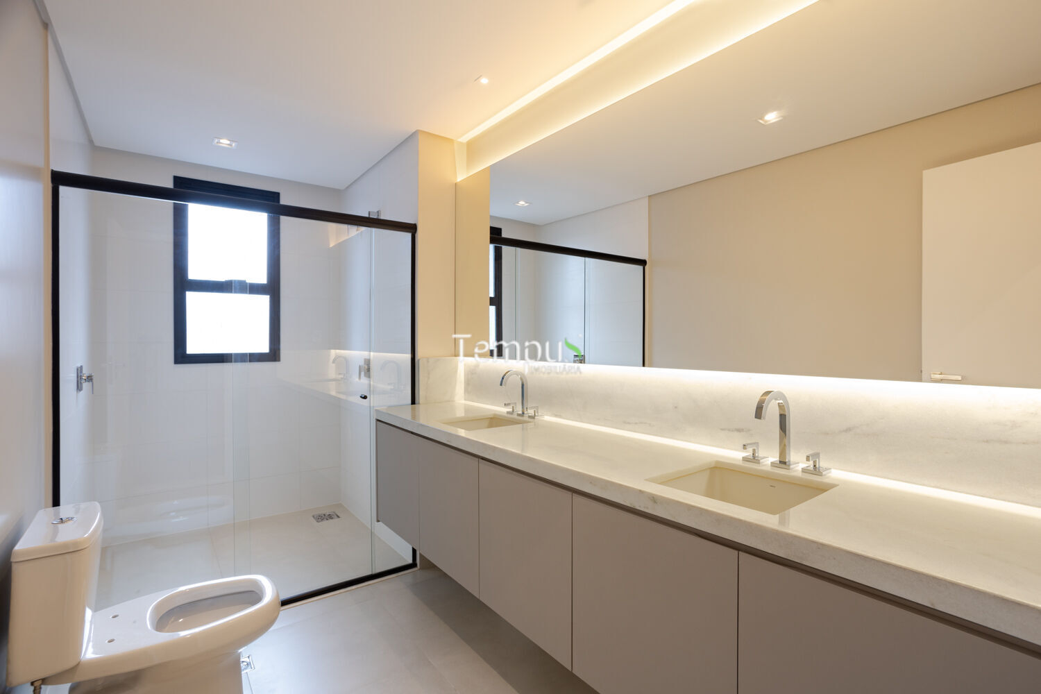 Apartamento à venda com 3 quartos, 233m² - Foto 14