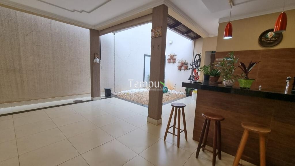 Casa à venda com 3 quartos, 140m² - Foto 7