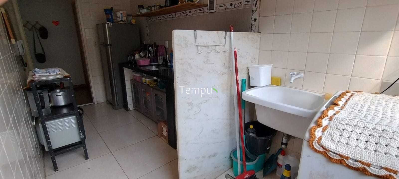 Apartamento à venda com 2 quartos, 62m² - Foto 13