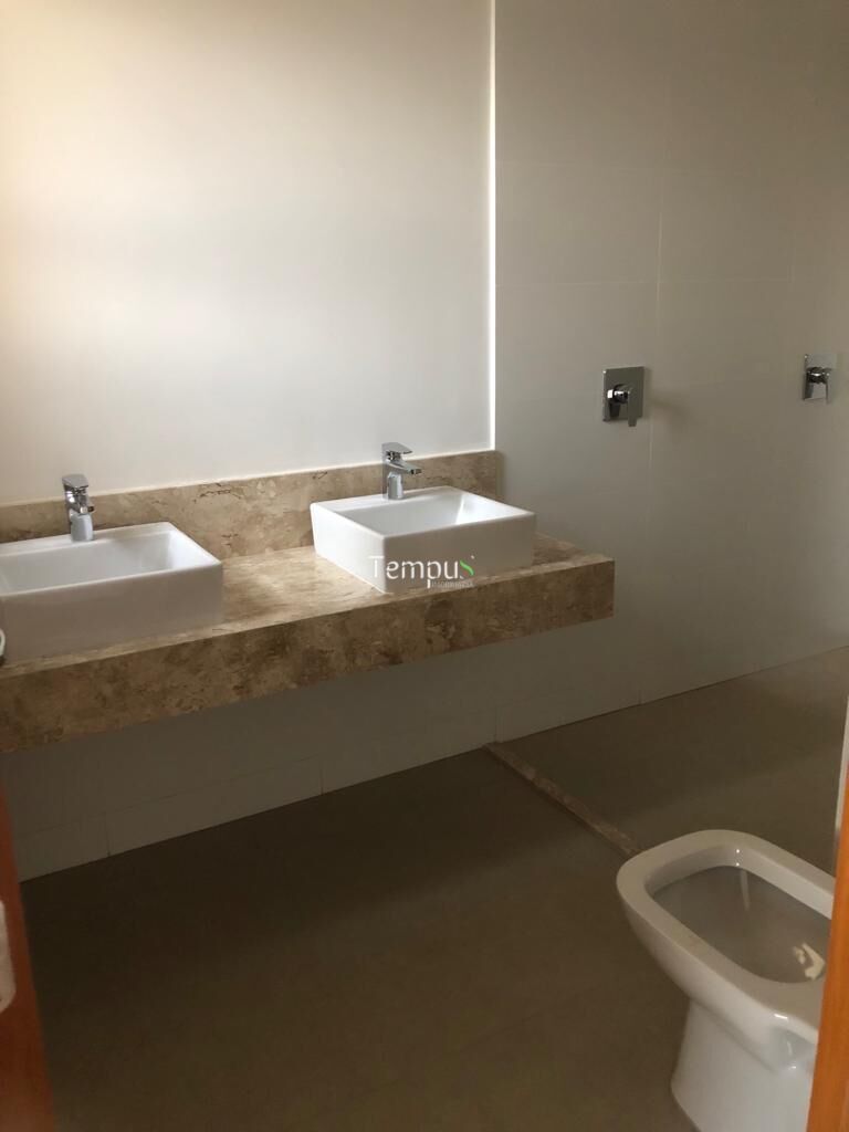 Apartamento à venda com 3 quartos, 130m² - Foto 11