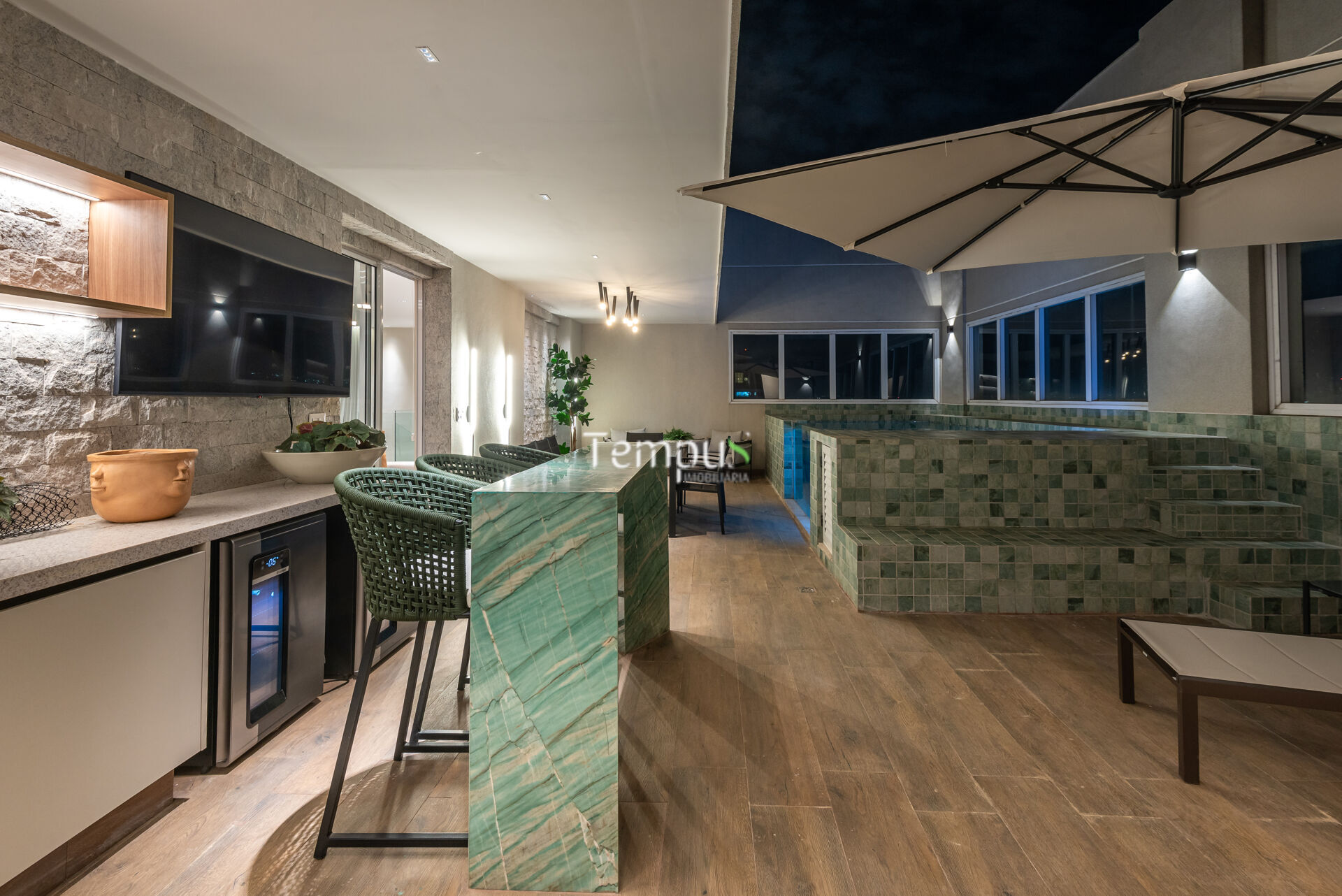 Cobertura à venda com 4 quartos, 355m² - Foto 2