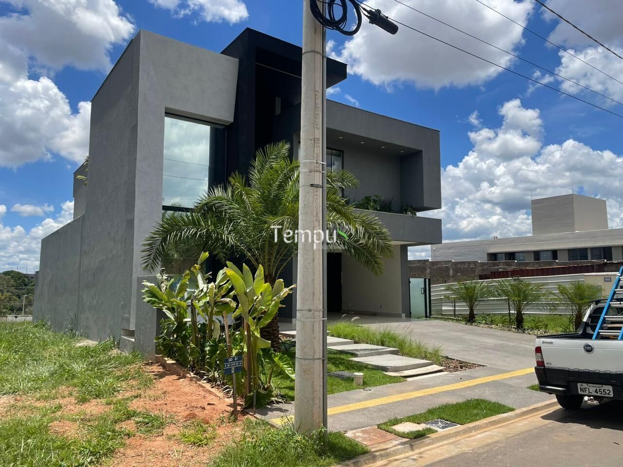 Casa à venda com 4 quartos, 300m² - Foto 5