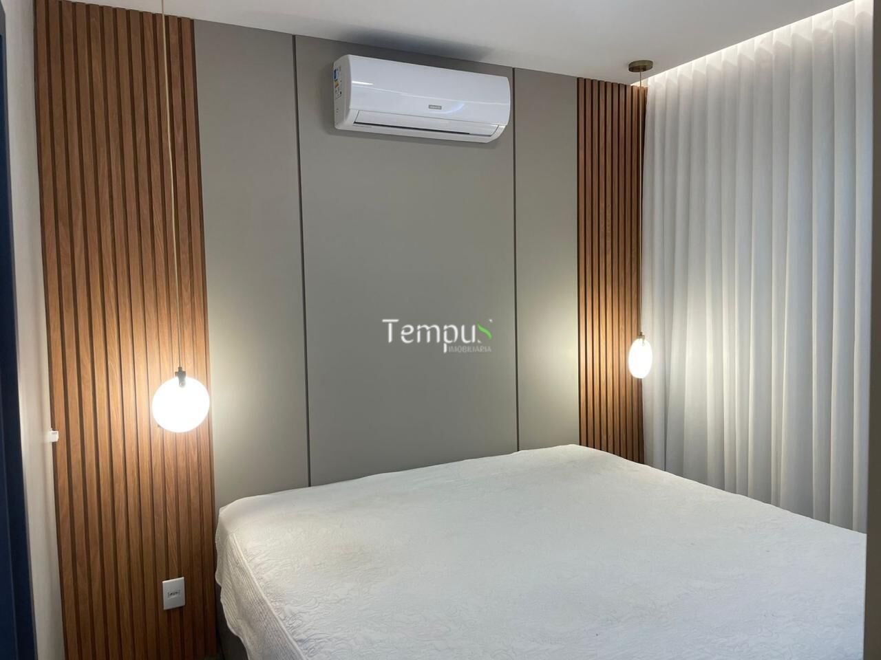 Casa à venda com 4 quartos, 300m² - Foto 22