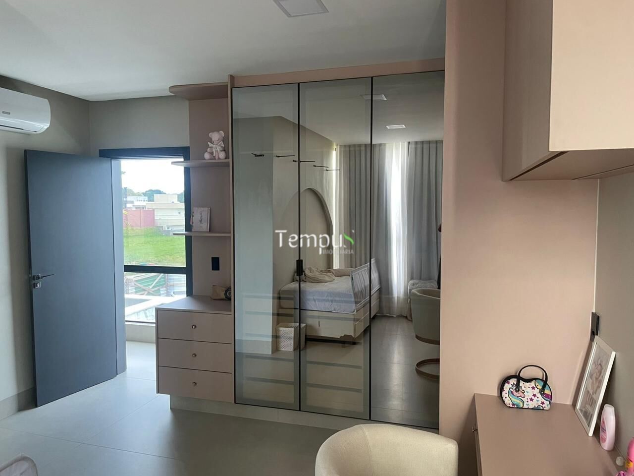 Casa à venda com 4 quartos, 300m² - Foto 25