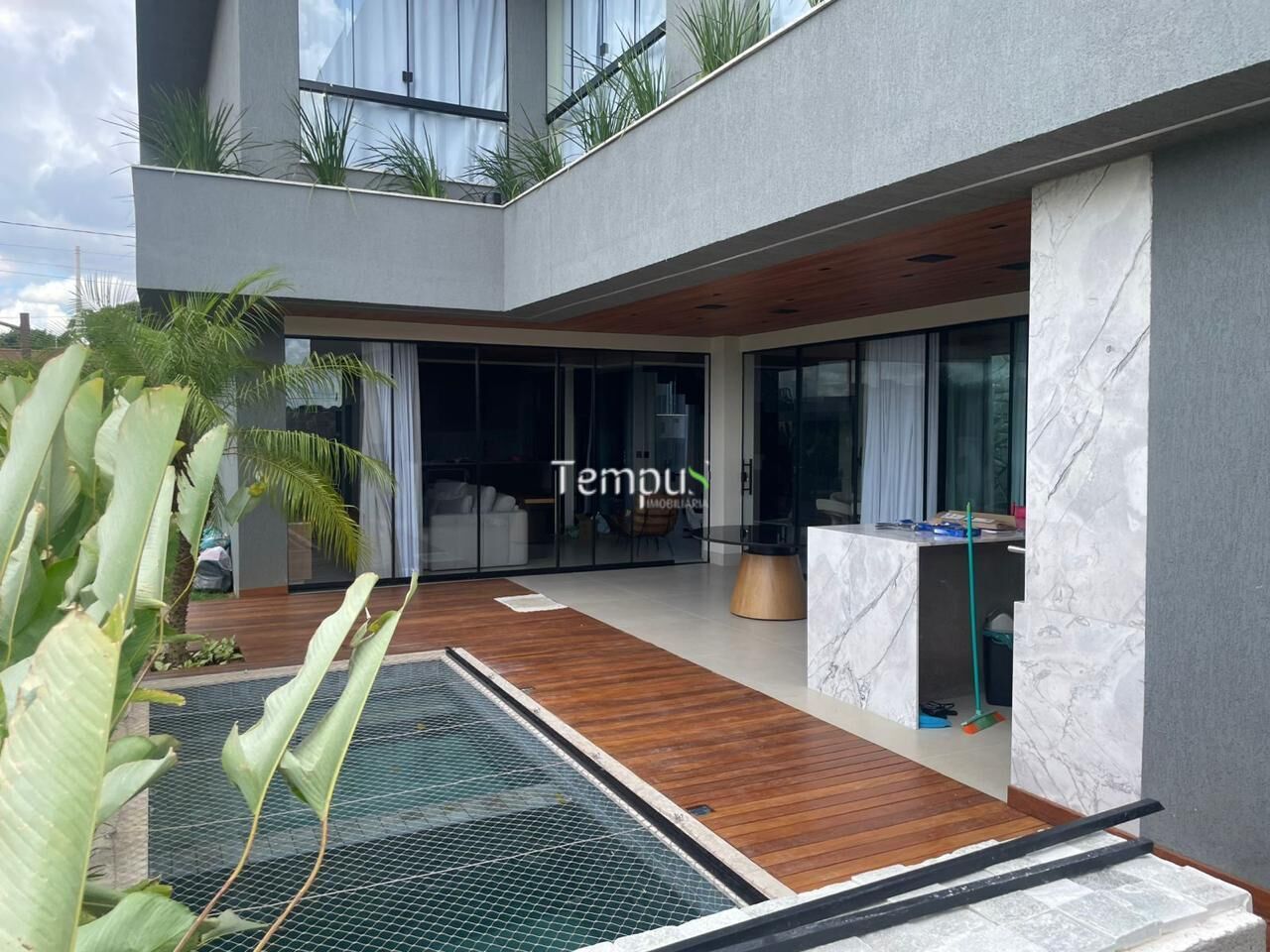 Casa à venda com 4 quartos, 300m² - Foto 7