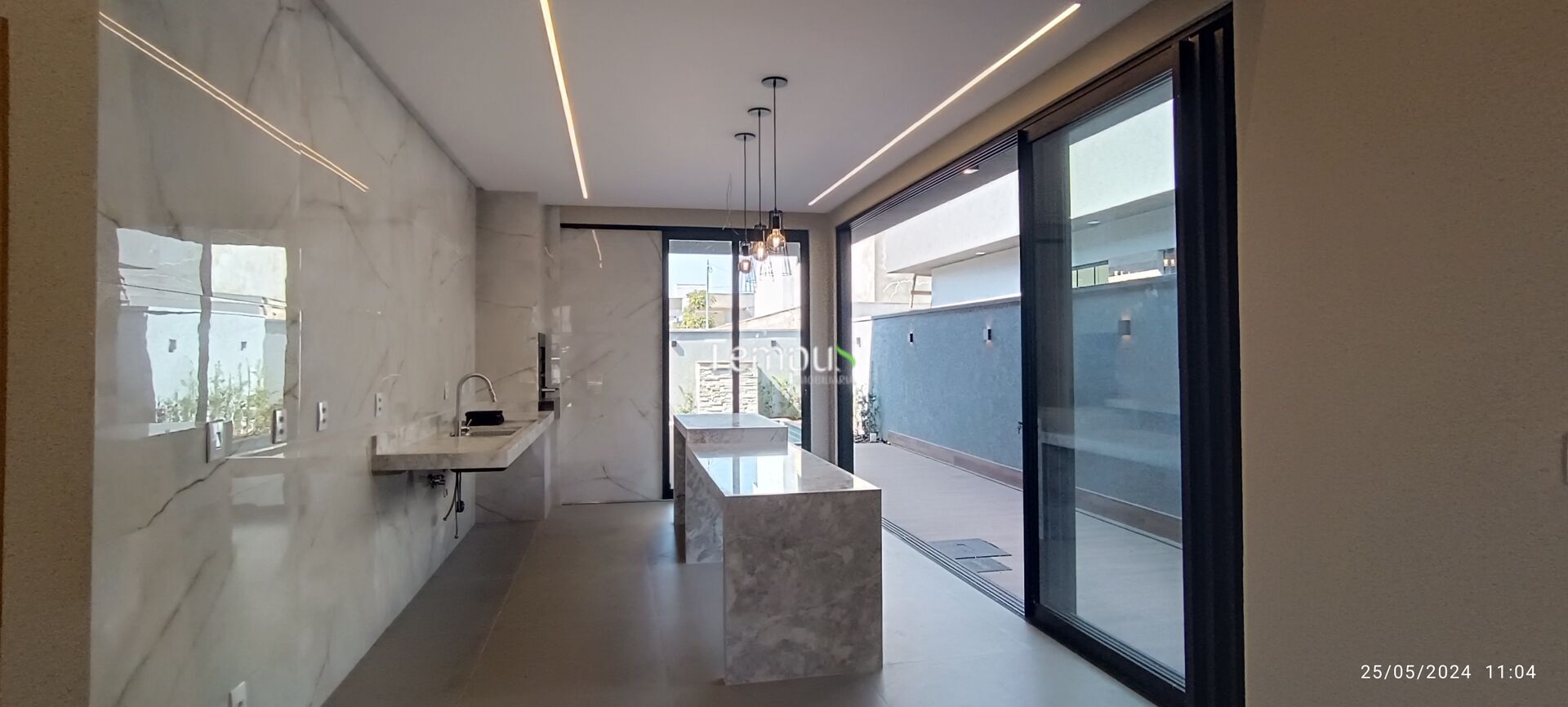 Casa à venda com 3 quartos, 155m² - Foto 5