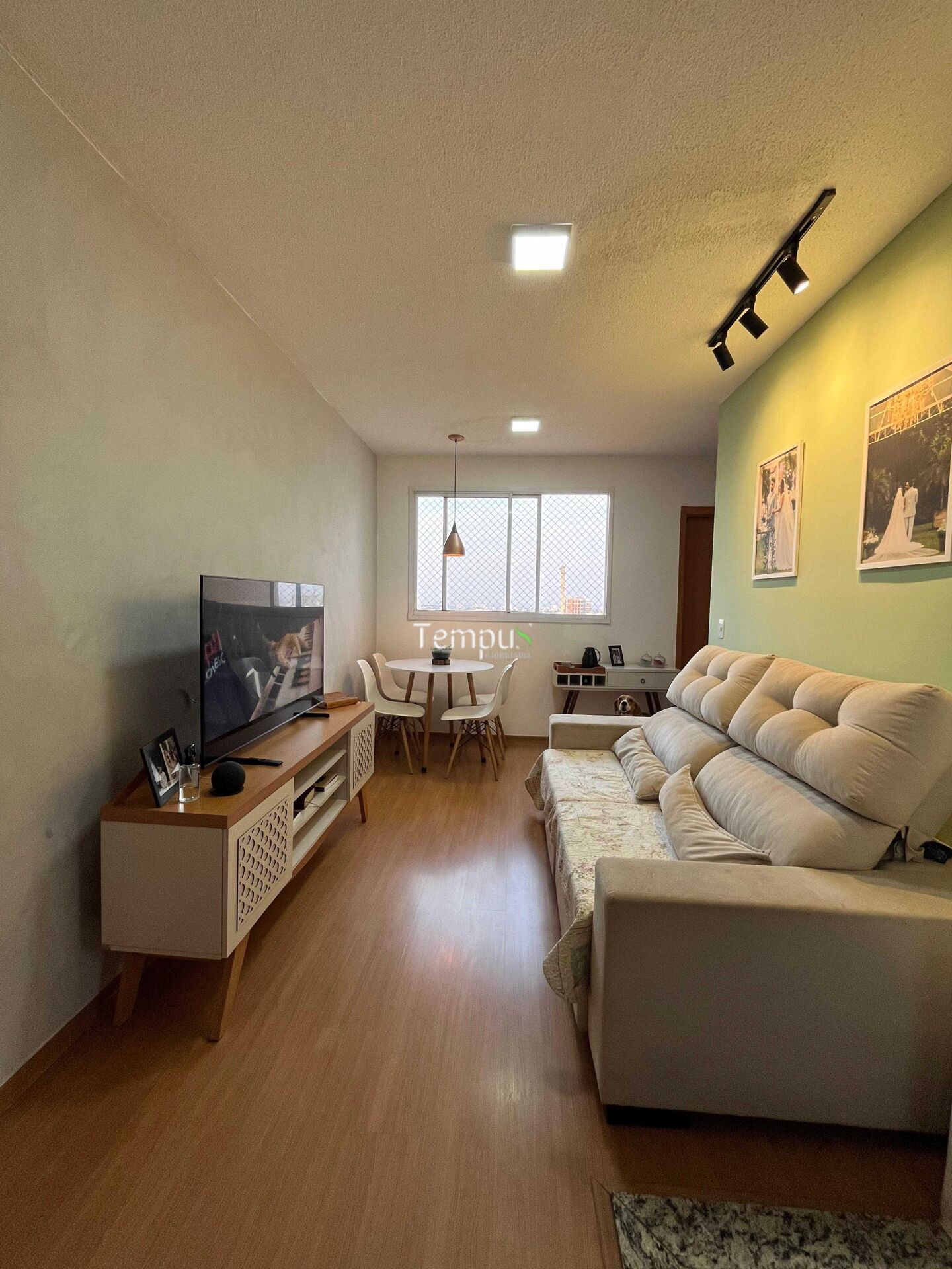Apartamento à venda com 2 quartos, 45m² - Foto 1