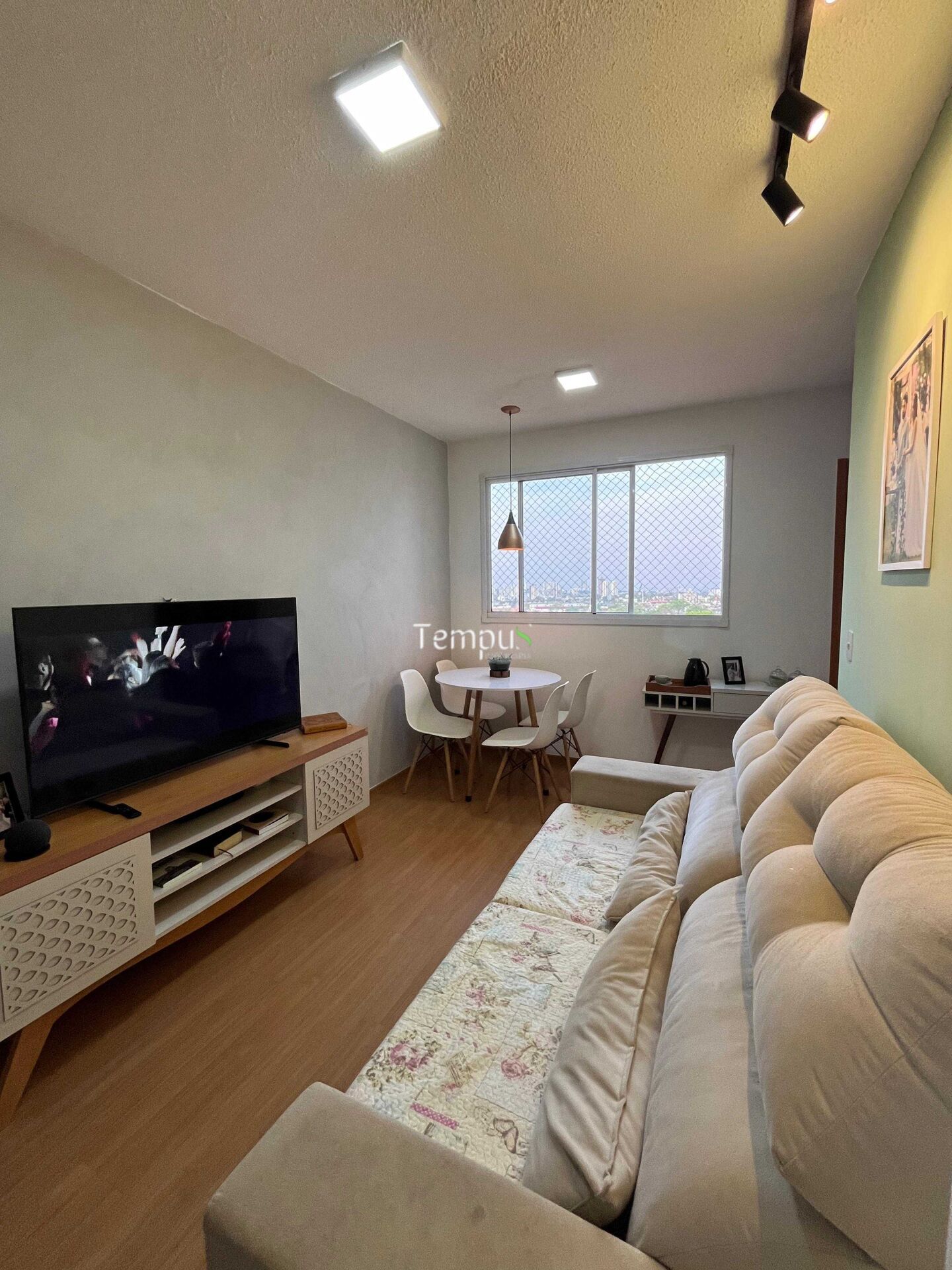 Apartamento à venda com 2 quartos, 45m² - Foto 3