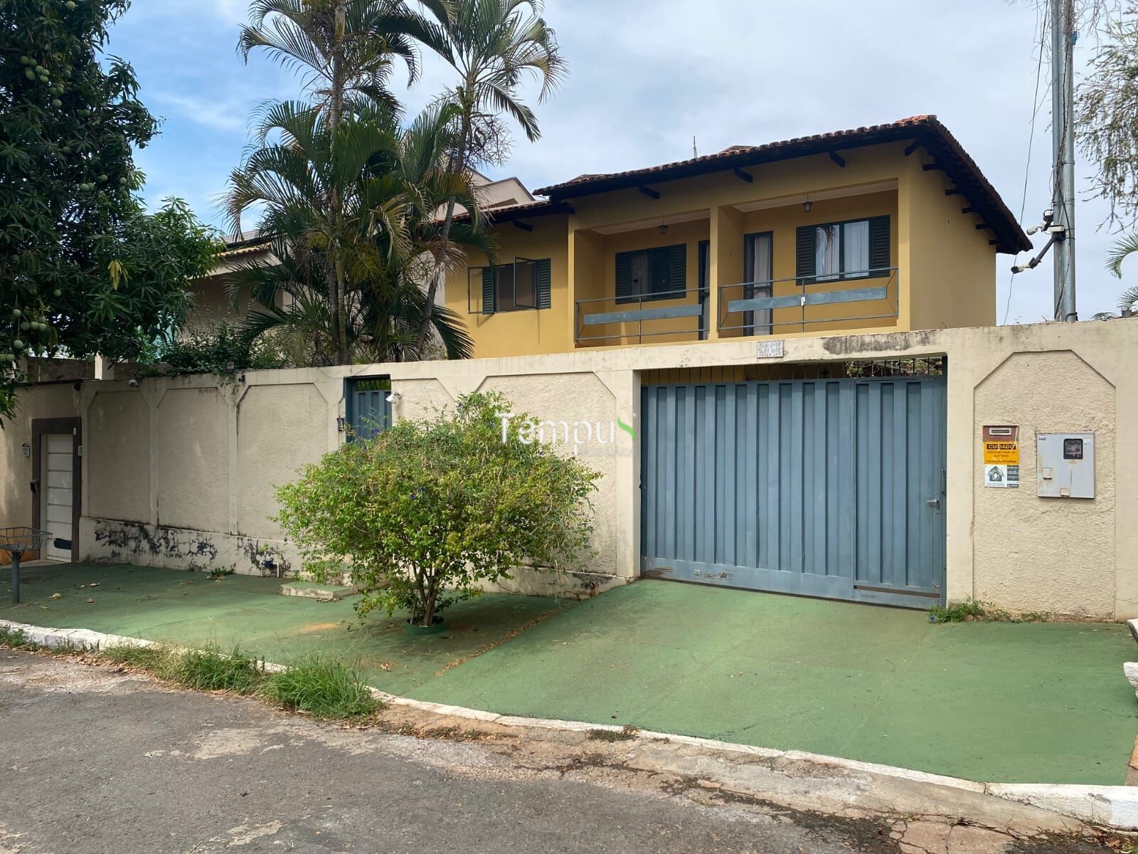 Sobrado, 4 quartos, 242 m² - Foto 1