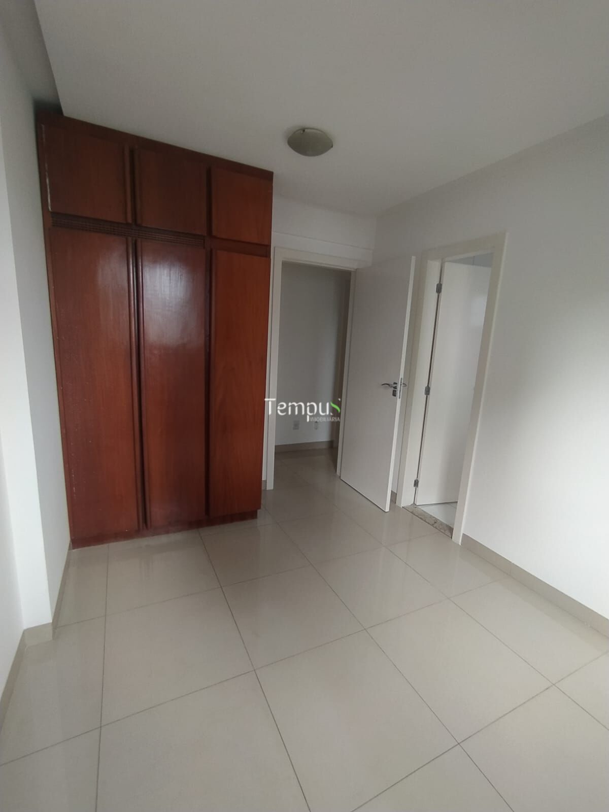 Apartamento à venda com 4 quartos, 161m² - Foto 8