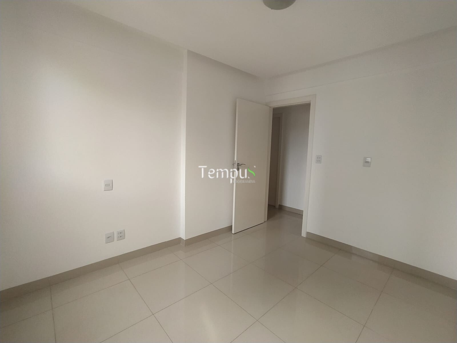 Apartamento à venda com 4 quartos, 161m² - Foto 16