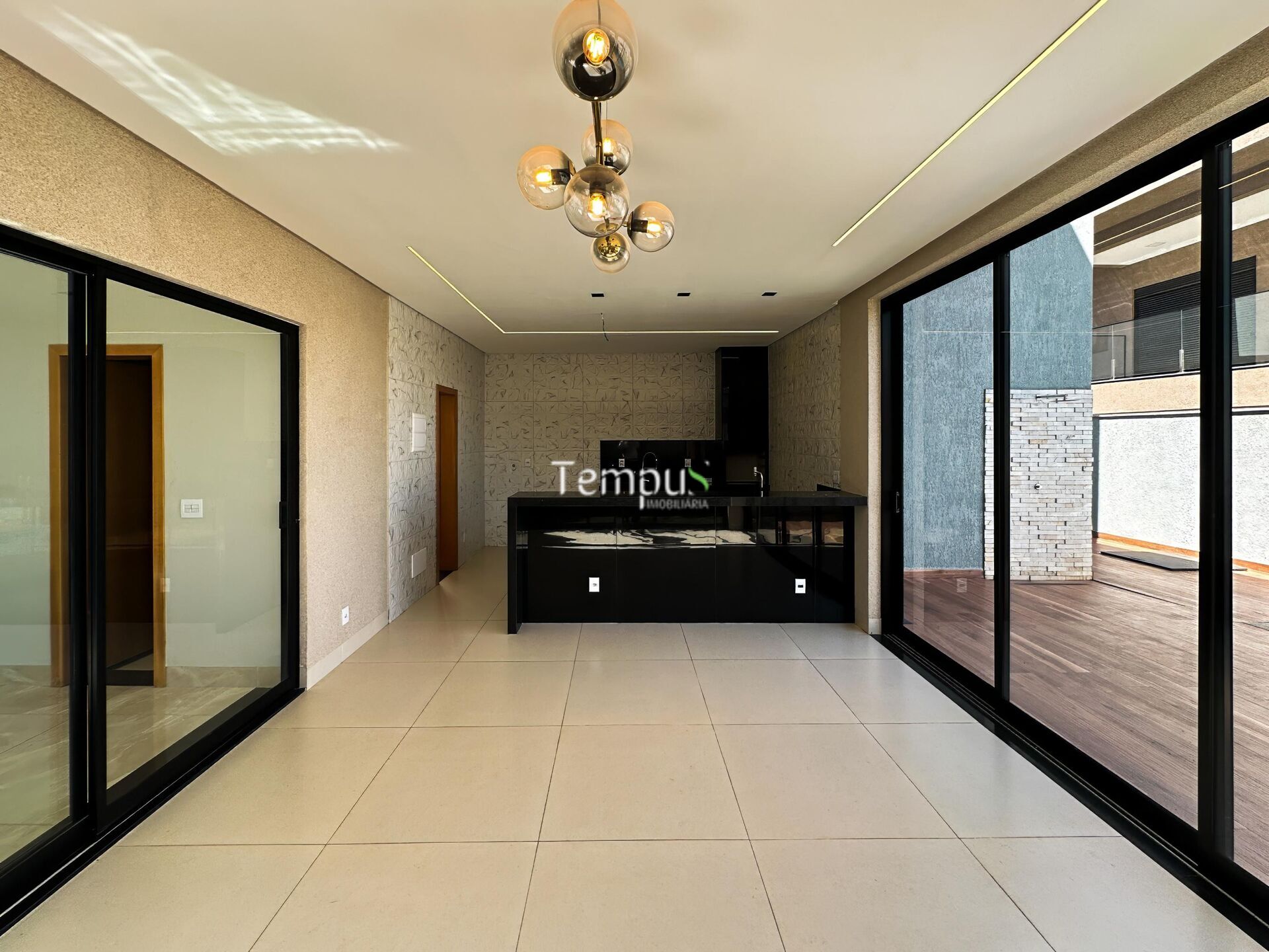 Casa de Condomínio à venda com 4 quartos, 272m² - Foto 12