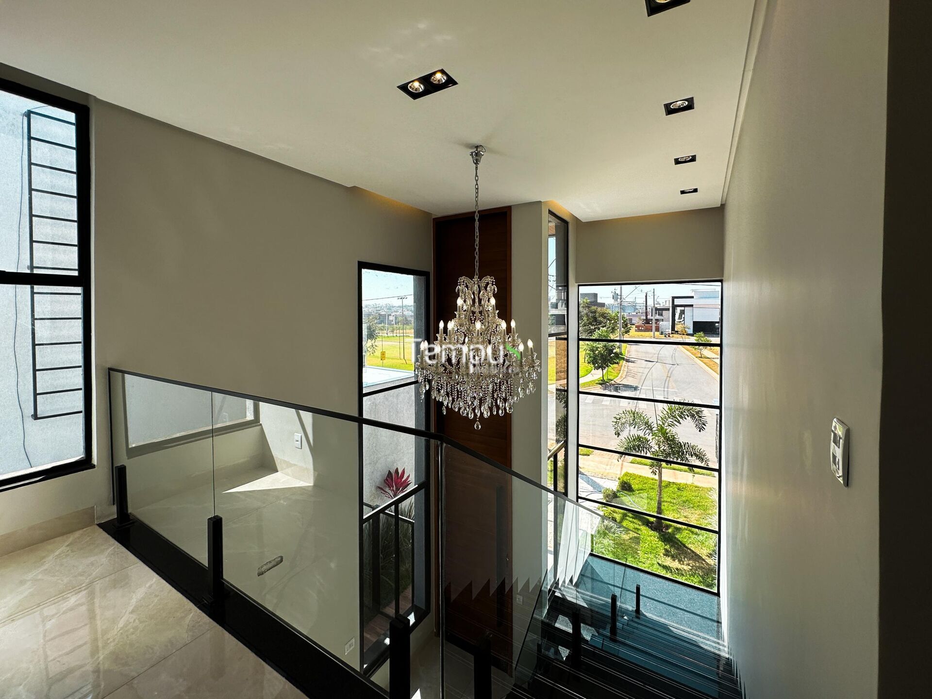 Casa de Condomínio à venda com 4 quartos, 272m² - Foto 10