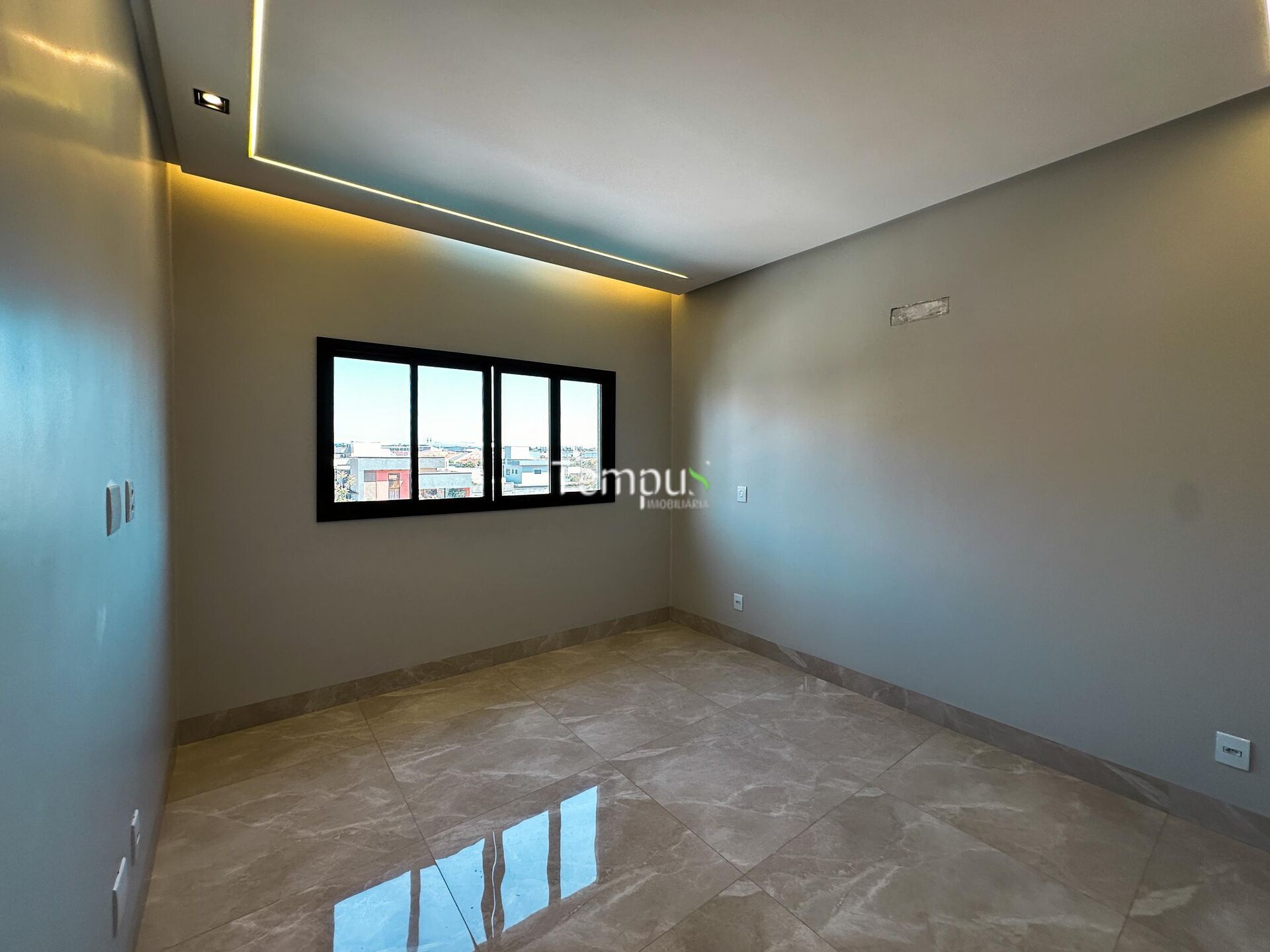 Casa de Condomínio à venda com 4 quartos, 272m² - Foto 6