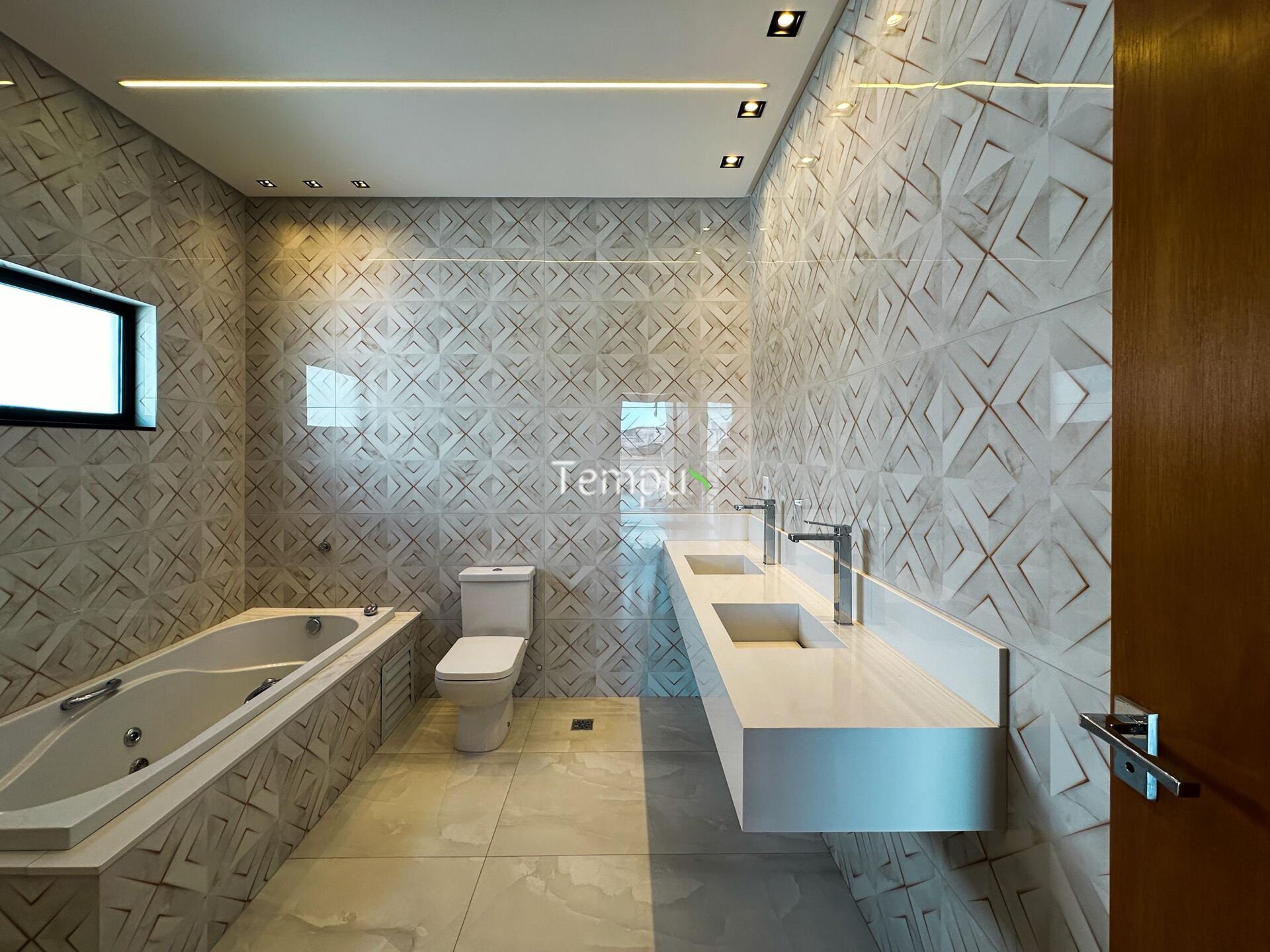 Casa de Condomínio à venda com 4 quartos, 272m² - Foto 15
