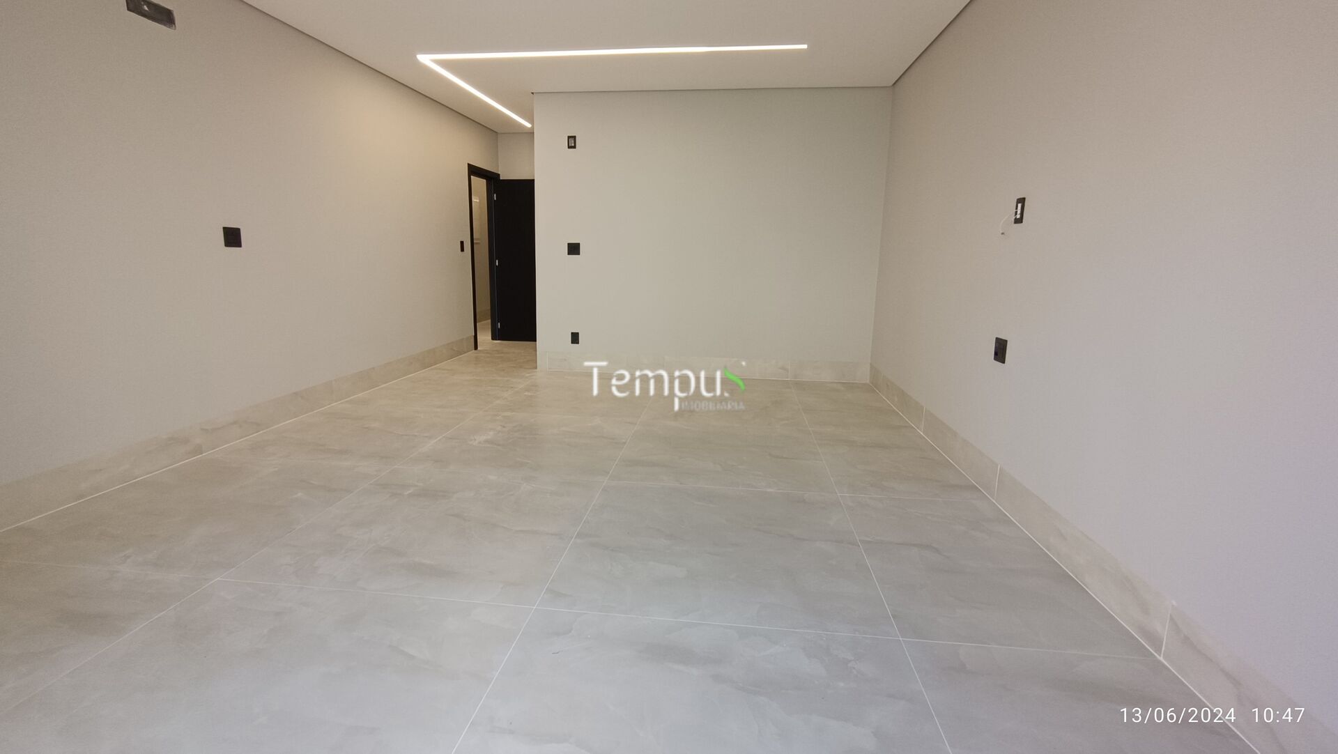 Casa à venda com 3 quartos, 220m² - Foto 22