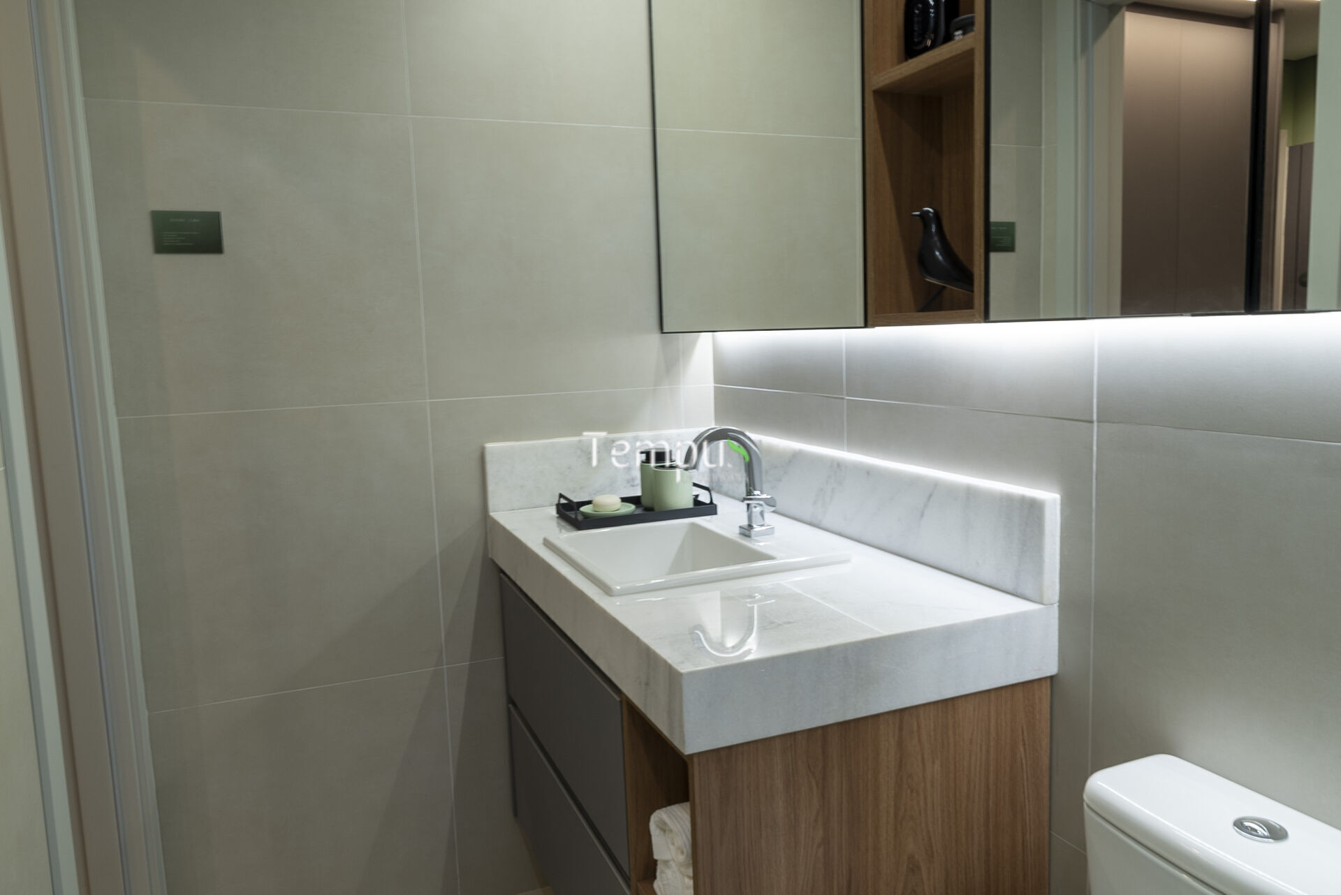 Apartamento à venda com 3 quartos, 161m² - Foto 19