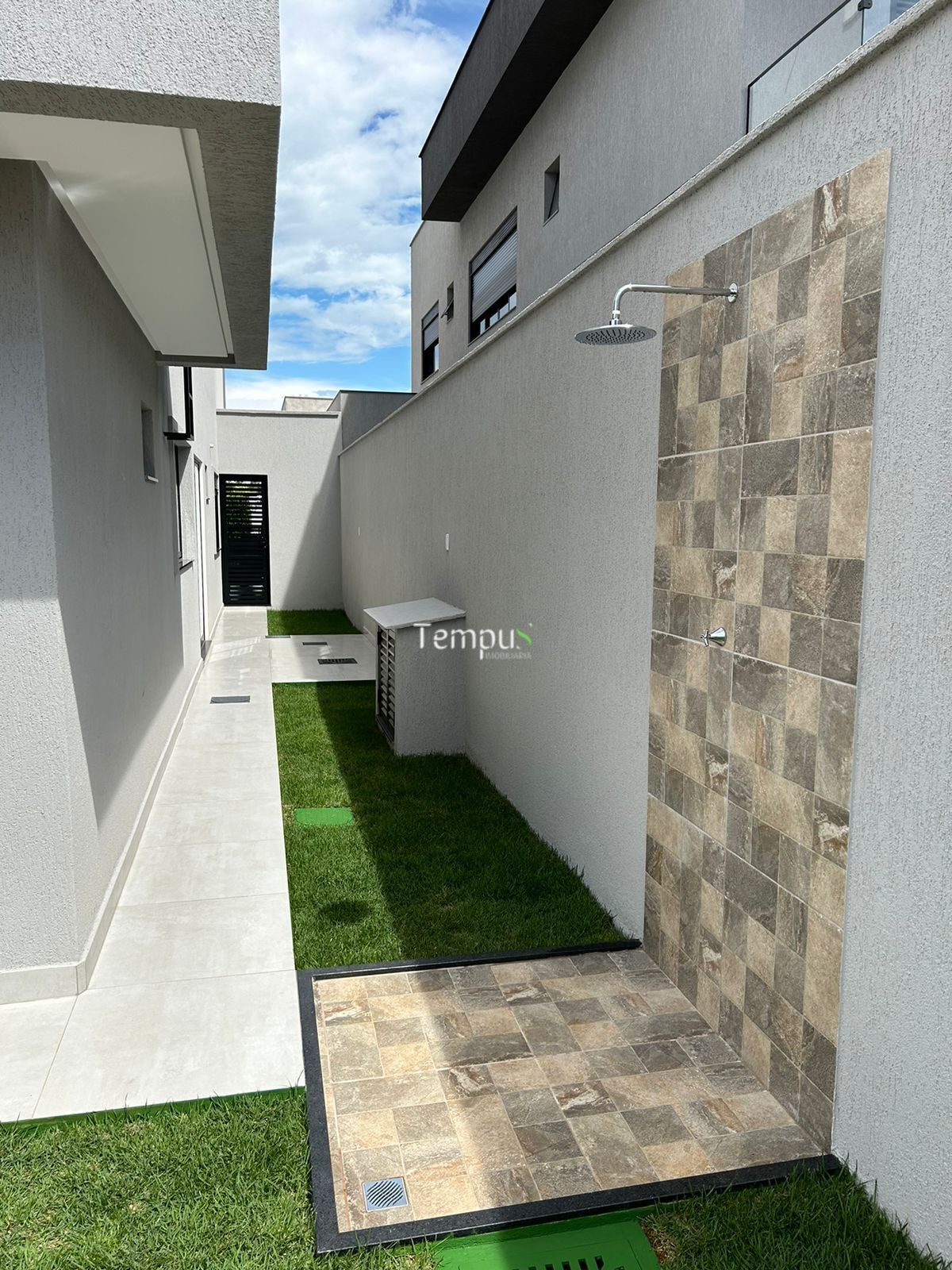 Casa à venda com 4 quartos, 270m² - Foto 4