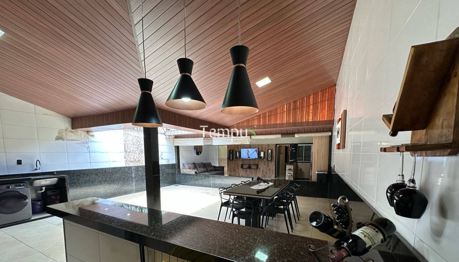Casa à venda com 3 quartos, 210m² - Foto 3