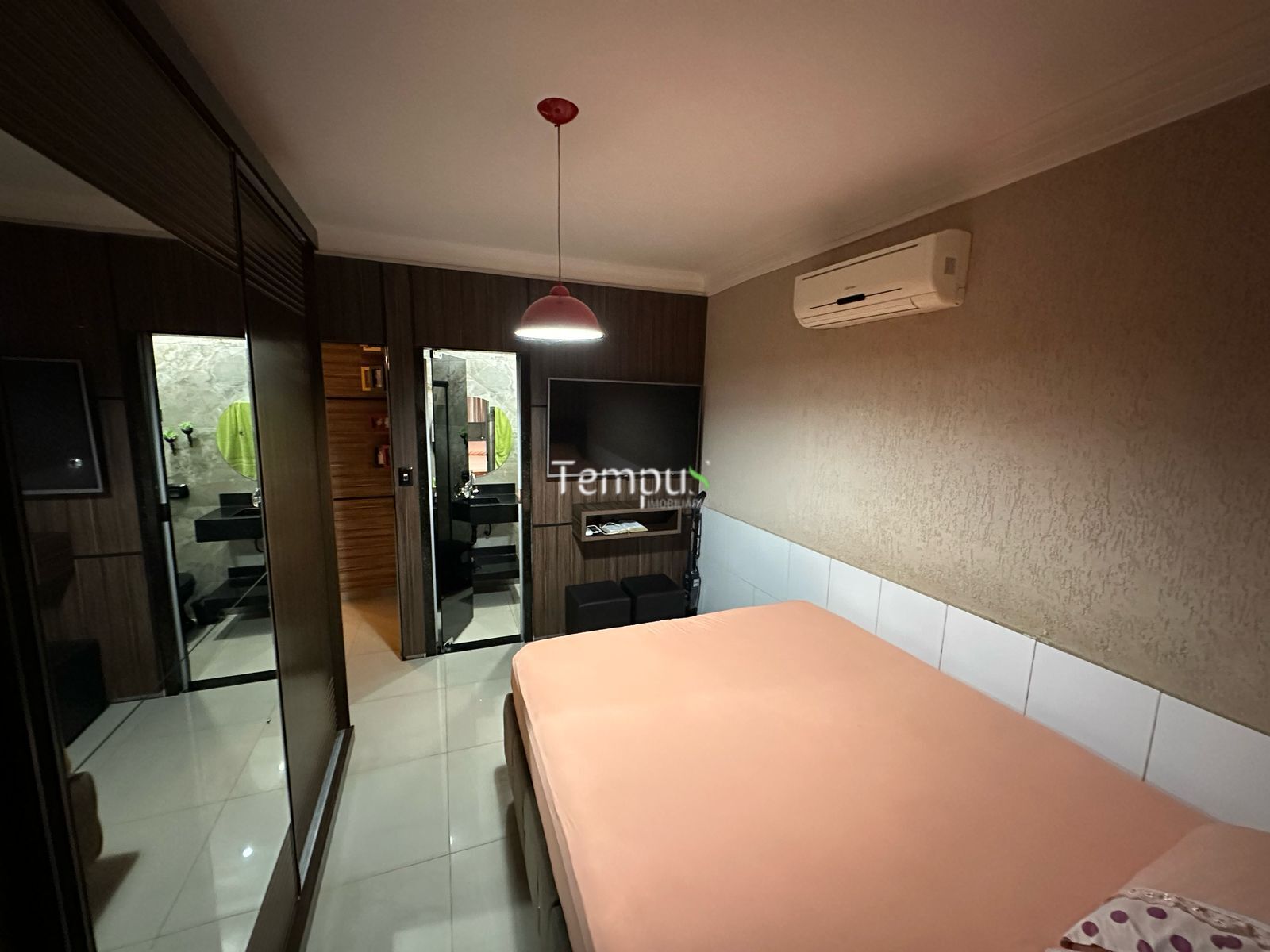 Casa à venda com 3 quartos, 210m² - Foto 11