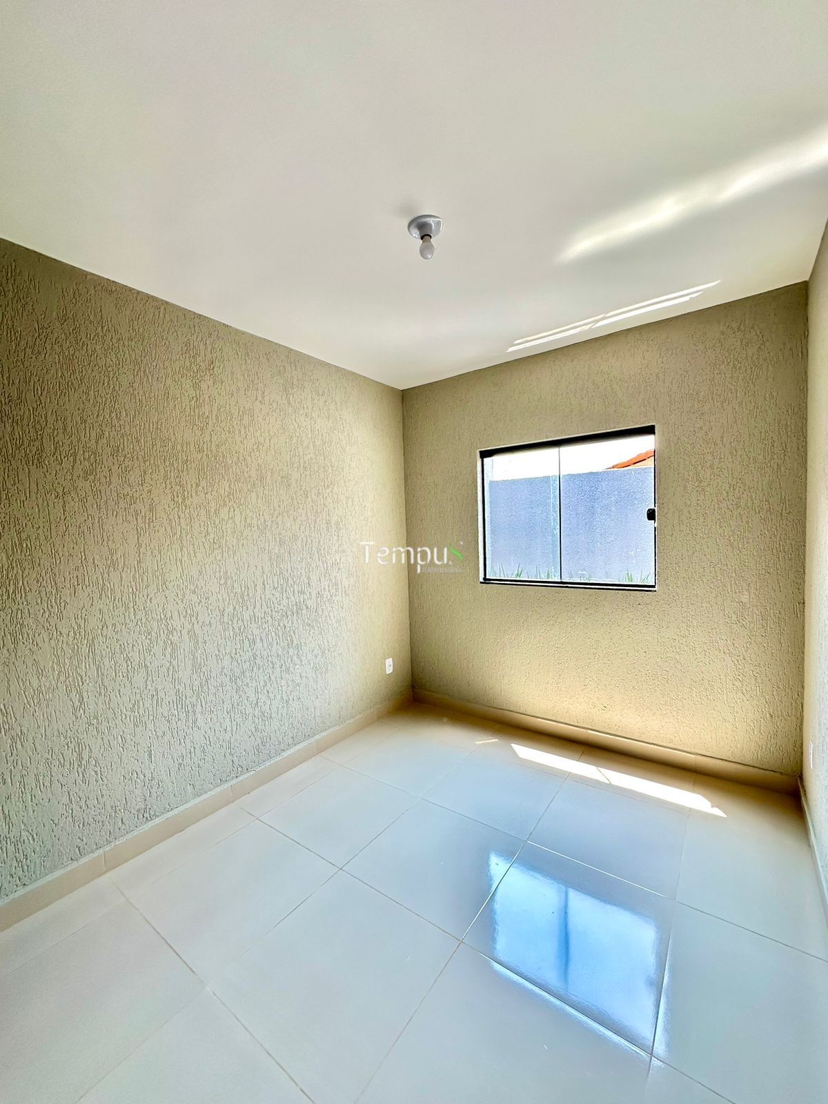 Casa à venda com 2 quartos, 72m² - Foto 8
