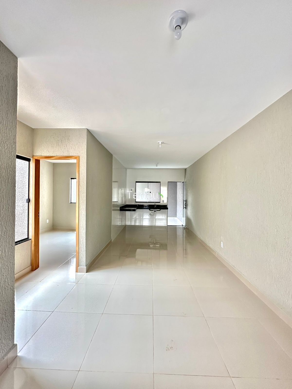 Casa à venda com 2 quartos, 72m² - Foto 5