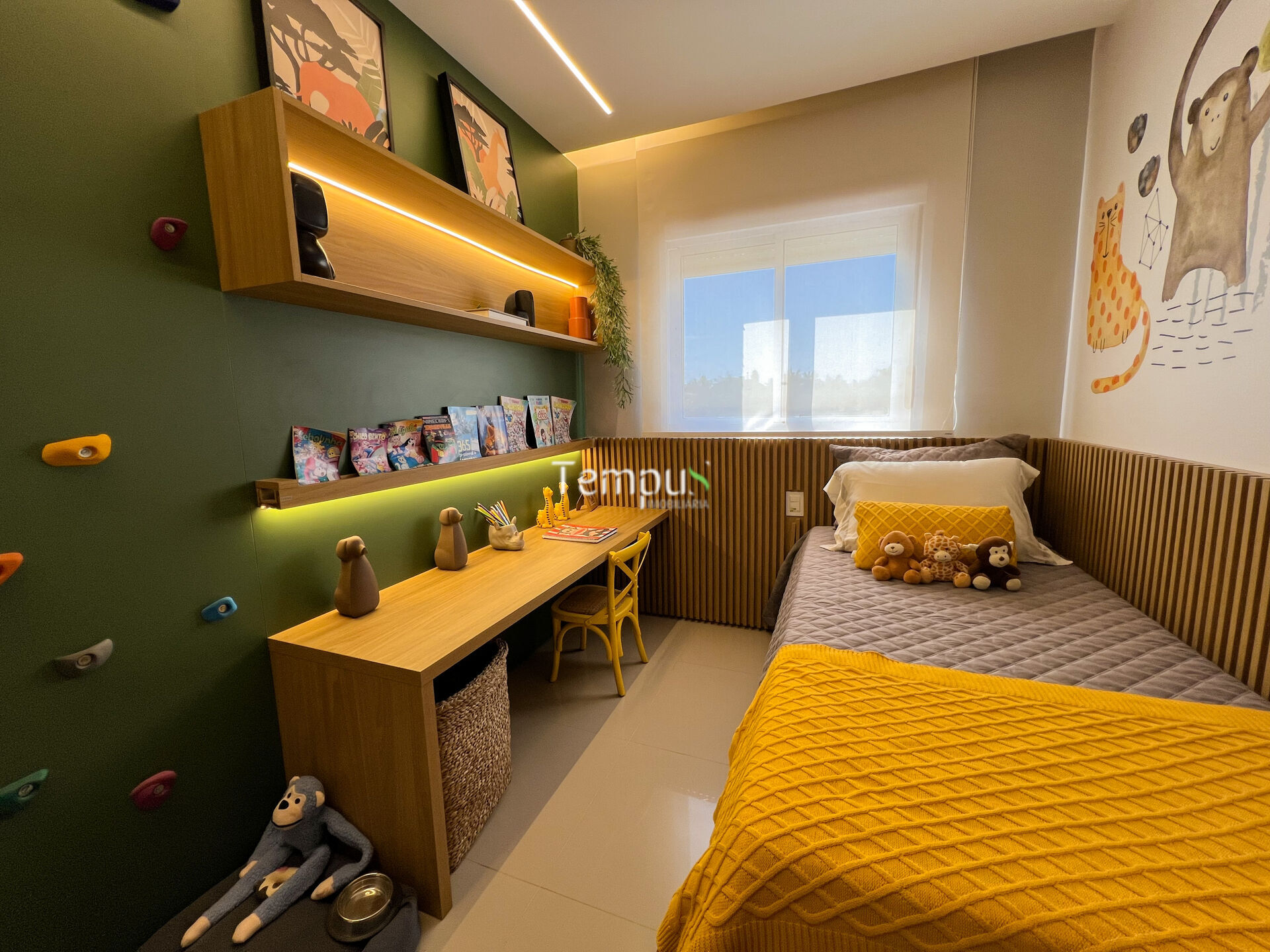 Apartamento à venda com 2 quartos, 64m² - Foto 1