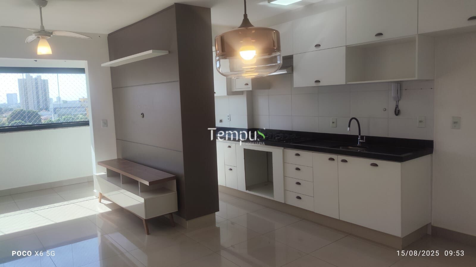 Apartamento para alugar com 3 quartos, 75m² - Foto 1