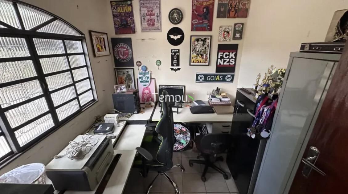 Casa à venda com 5 quartos, 248m² - Foto 6