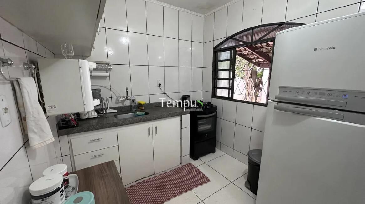 Casa à venda com 5 quartos, 248m² - Foto 10