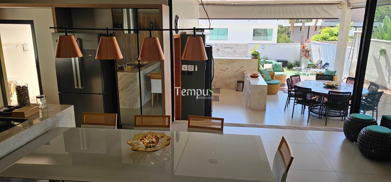 Casa, 4 quartos, 305 m² - Foto 2