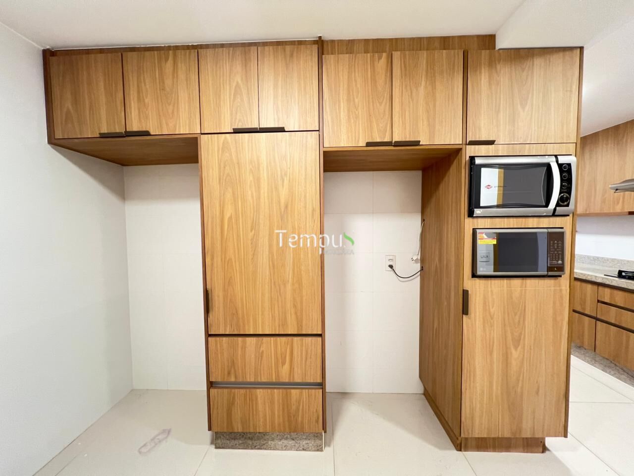 Apartamento à venda com 4 quartos, 221m² - Foto 9