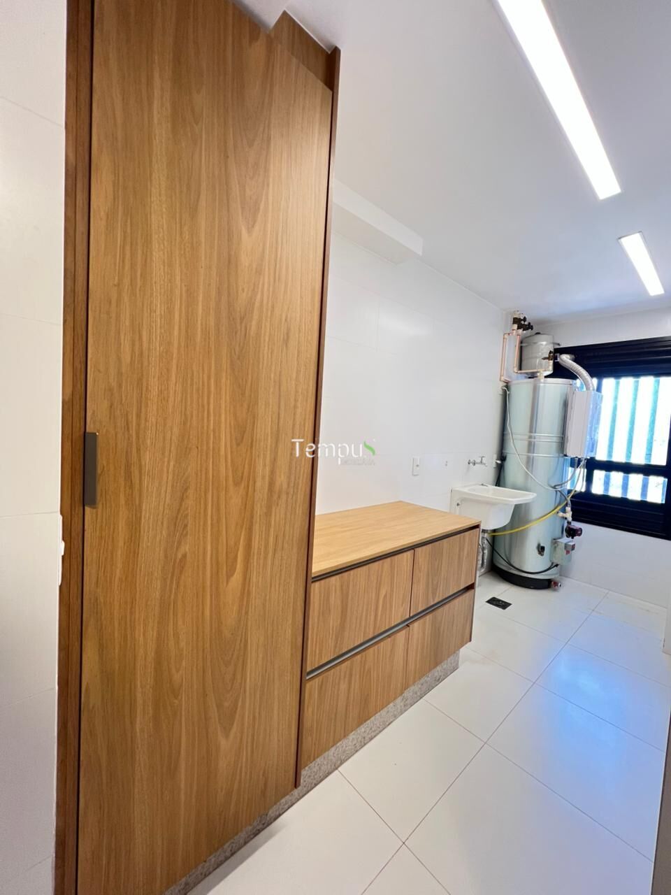 Apartamento à venda com 4 quartos, 221m² - Foto 10