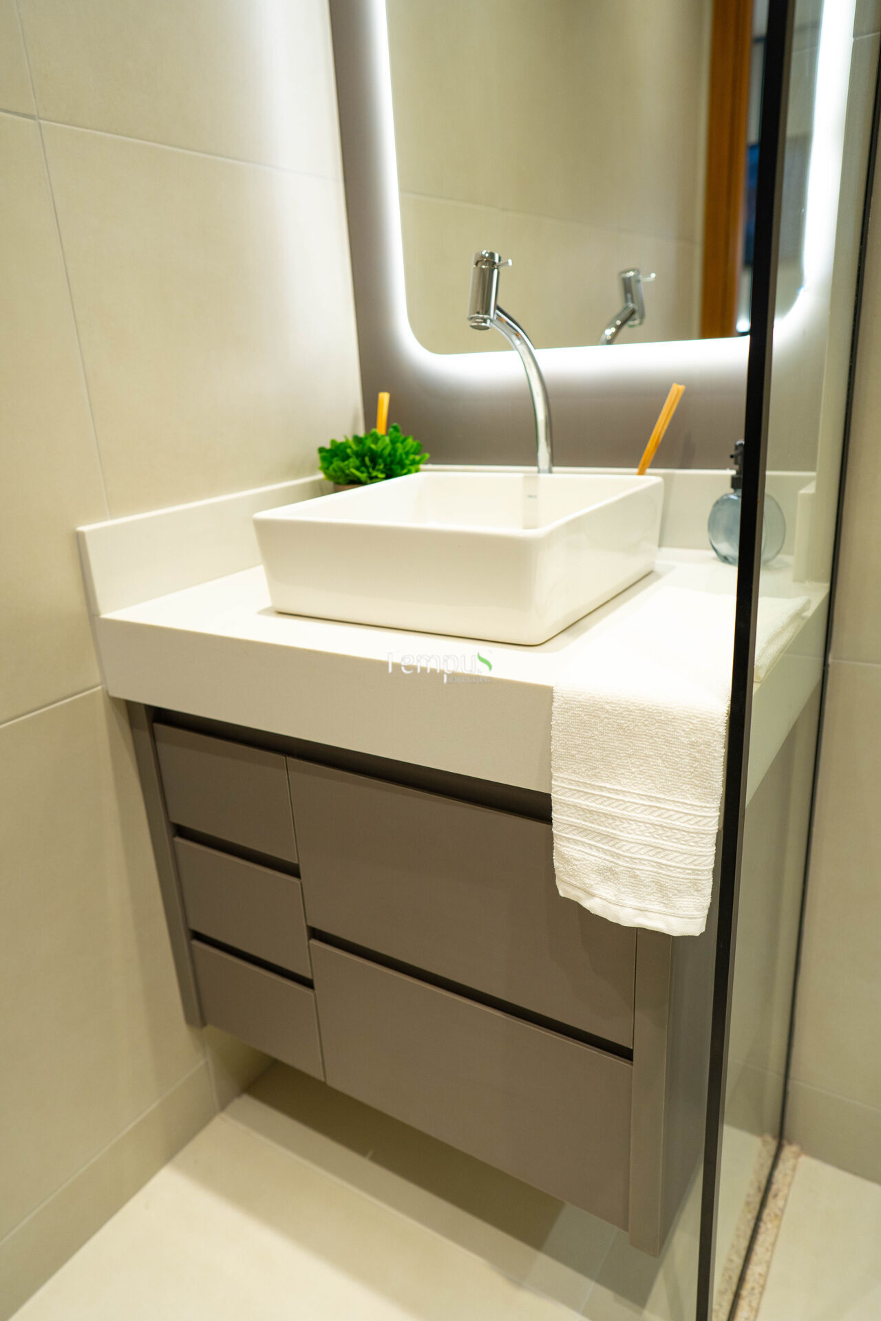 Apartamento à venda com 3 quartos, 85m² - Foto 14